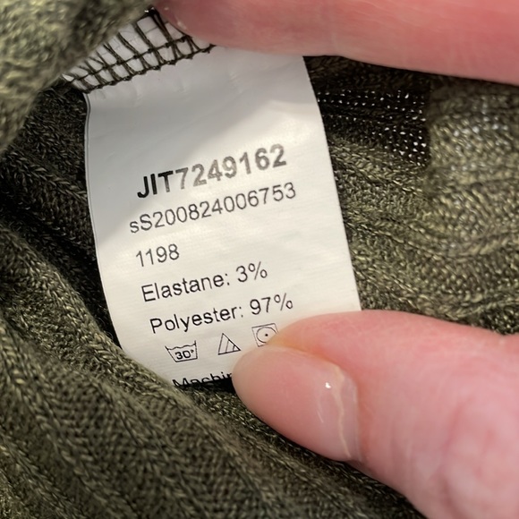 SHEIN Green Ribbed Turtle Neck Cropped Top Size L - Picture 6 of 9